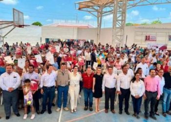 Esperaron 30 años sus escrituras en Tampico