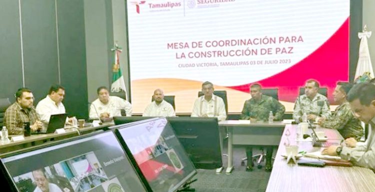 ACOMPAÑA AL GOBERNADOR Asiste Secretario de Gobierno A MESA DE SEGURIDAD