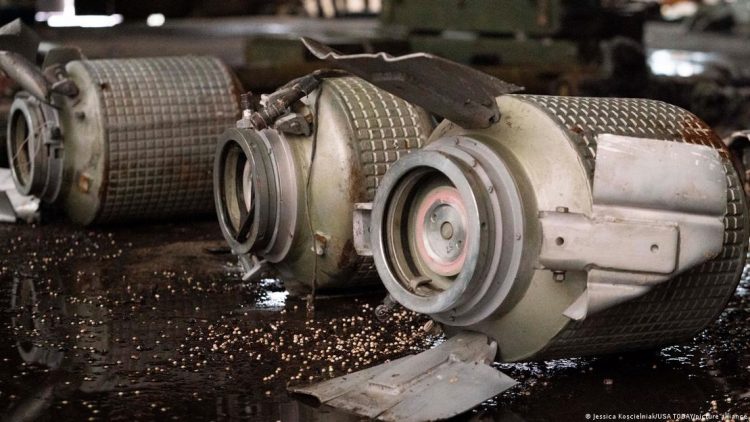 ¡No a las bombas de racimo! Alemania se opone a su entrega a Ucrania