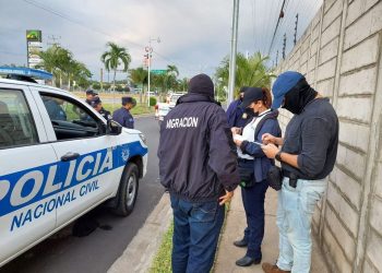 Red de estafa y lavado de dinero en El Salvador: Detenidos colombianos y exmilitares involucrados