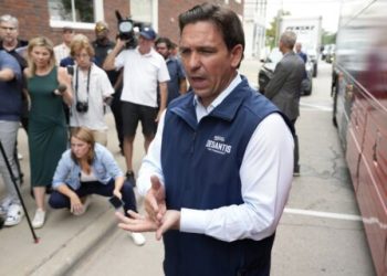 EE.UU. ordena abandonar Haití al personal no destinado a emergencias