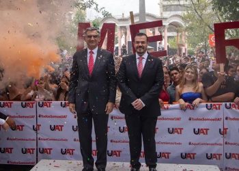 Gobernador reafirma su apoyo a la UAT