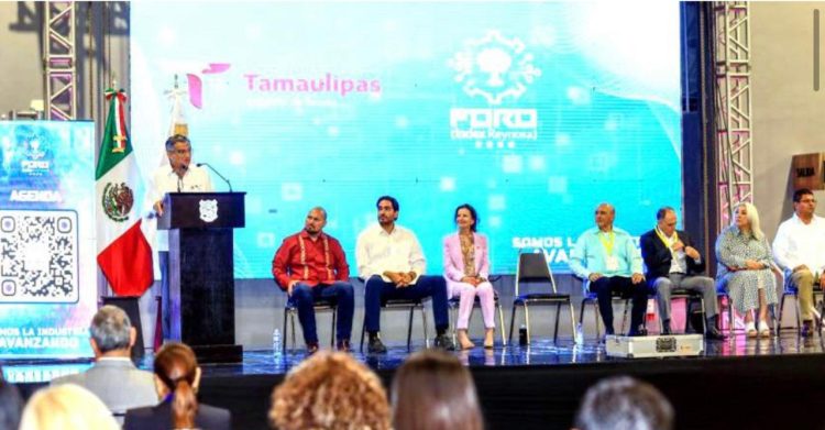 Dialoga Gobernador con empresarios DE LA INDUSTRIA MAQUILADORA