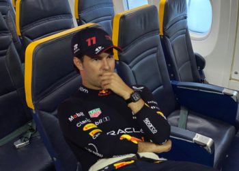 La aerolínea Ryanair se burla de la mala racha de Checo Pérez en la Fórmula 1