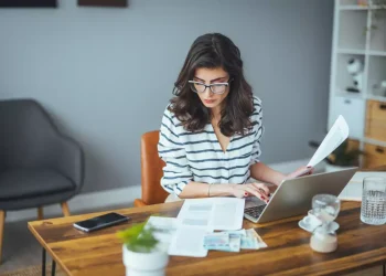 La factura 4.0 ‘amenaza’ las deducciones de los contribuyentes