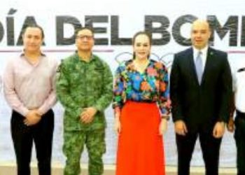 Celebran al heroico cuerpo DE BOMBEROS EN SU DÍA
