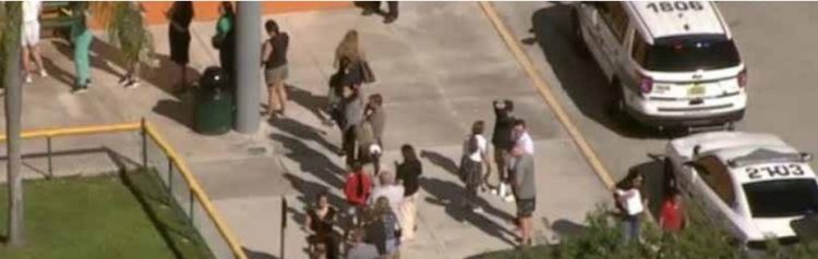 SUSPENDEN LAS CLASES Amenazas de bomba en escuelas del sur de Texas