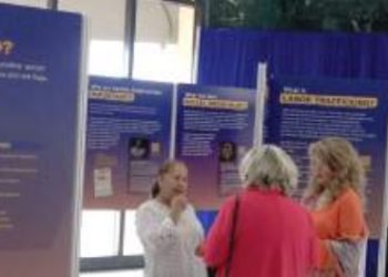 Laredo Crimen Stoppers organiza la exposición ‘Not Alone’