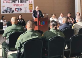 Fuerza policial escolar vigilará carga vehicular