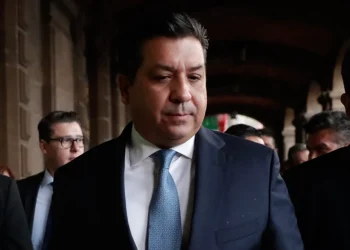 Van contra CDV: Quitan amparo contra orden de aprehensión