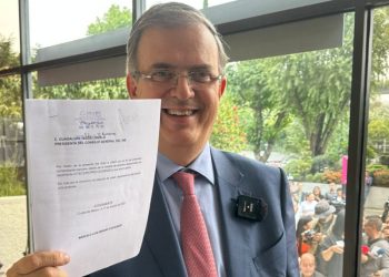 Marcelo Ebrard Permanecerá en Morena a Pesar de Irregularidades en el Proceso Interno