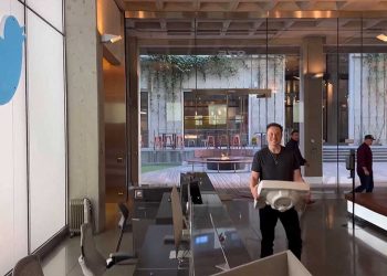 Elon Musk Subastará Equipos y Muebles de Twitter en una ‘Limpieza Total’ a partir de $25 dólares