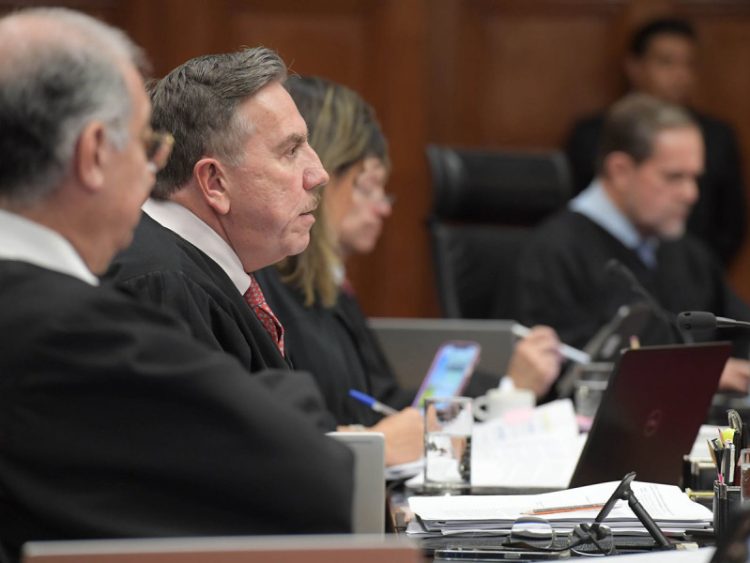 INAI Pide a la Corte Poder Sesión con 4 Comisionados