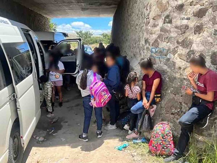 Interceptan a 125 Migrantes, Incluyendo 5 Niños No Acompañados, en Oaxaca