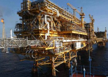 Apoyo Excesivo a Pemex Puede Amenazar Calificación Crediticia de México