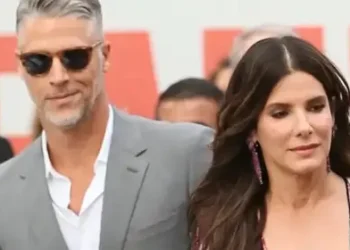 Muere Bryan Randall, novio de Sandra Bullock, a los 57 años: ‘Encontré al amor de mi vida’