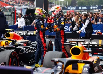 Sergio Pérez muestra su fortaleza en Spa-Francorchamps a pesar de ser superado por Verstappen