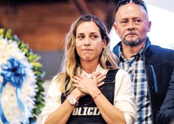 Candidata Ambientalista Reemplaza a Candidato Asesinado en Ecuador