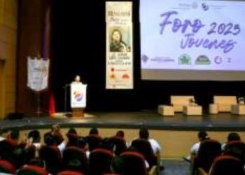 Reconoce alcaldesa labor de Rotarios a favor de estudiantes