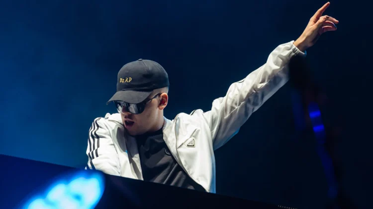 Bizarrap cambió su nombre en las redes y se especula sobre su nueva colaboración: quién será la artista