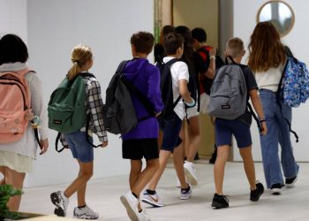 Francia Anuncia un Nuevo Plan Contra el Acoso Escolar Tras una Serie de Suicidios de Menores