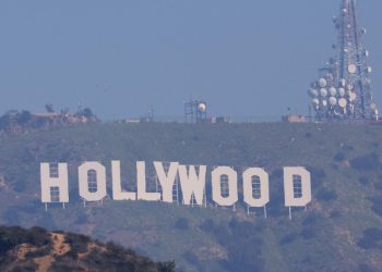 Hollywood Conserva el Derecho de Entrenar Inteligencia Artificial en Acuerdo con Escritores