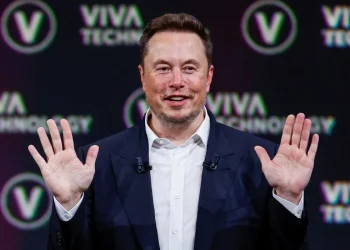 Elon Musk Rechaza Petición Ucraniana de Activar Starlink para Ataque en Crimea