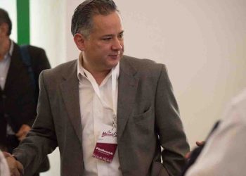 Santiago Nieto Rechaza las Acusaciones contra García Cabeza de Vaca y Exhibe Pruebas de un Engaño