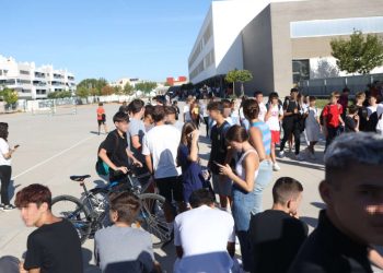 Alumno Hiere con Arma Blanca a 5 Personas en Escuela; Posible Víctima de Bullying