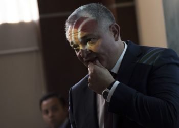 Informe Revela que Funcionarios Estadounidenses Pasaron por Alto Corrupción en México Durante Décadas