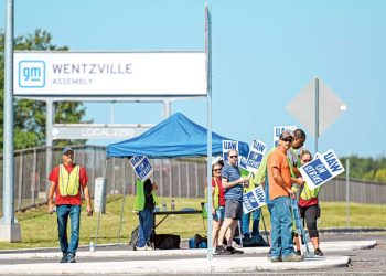 Huelga en Estados Unidos podría afectar la industria de autopartes en México