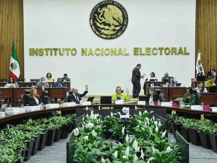 Morena dispuesto a tres debates presidenciales; PAN quiere cinco