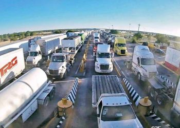 MÉXICO HACE GESTIONES SIN ÉXITO Texas rechaza agilizar carga