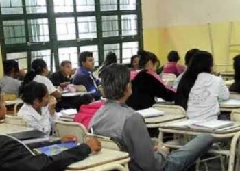 SECUNDARIAS EN LA LONA Preocupa bajo nivel académico de alumnos