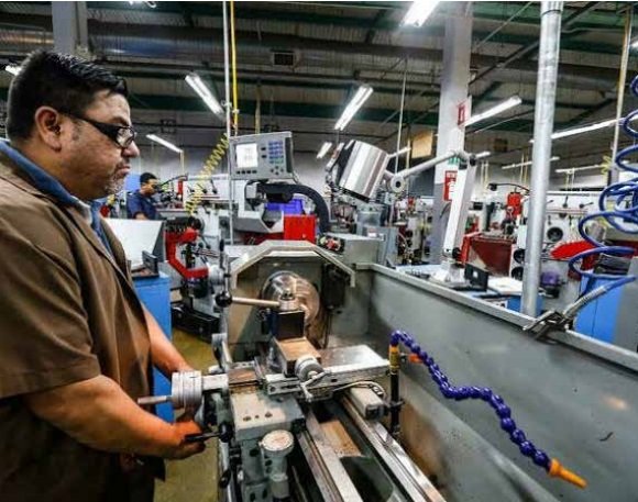YA SE PREPARA INDEX Sí afectará a industria reducción de horario
