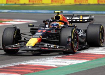 ‘Checo’ Pérez se Ubica en Tercer Lugar en la Práctica 1 del GP de México