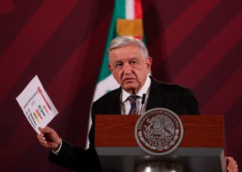 López Obrador Propone Utilizar Fondos de Fideicomisos para Ayudar a Damnificados en Acapulco