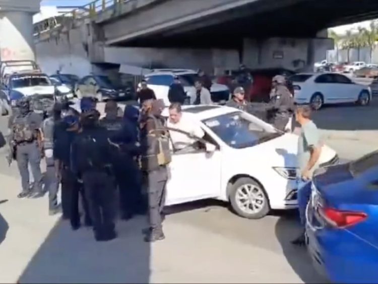 Detienen al Coordinador de Fiscalía de Morelos a Petición de un Funcionario Destituido