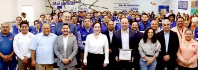 CUMPLE MAQUILADORA Reconoce el Gobierno del Estado a empresa Medline Nuevo Laredo