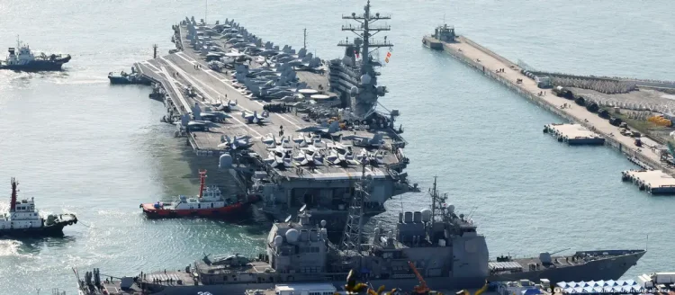 Pyongyang amenaza con destruir portaaviones de EE.UU.