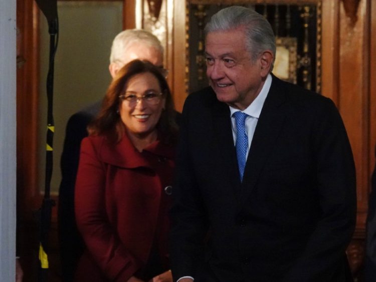 López Obrador Descarta Más Renuncias en su Gabinete y Destaca el Trabajo de Rocío Nahle