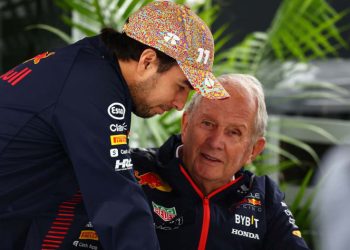 Consejo de Red Bull: ‘Checo’ Pérez Debería Cambiar de Equipo por su Bien