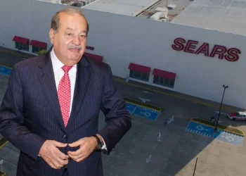 Carlos Slim Evalúa Futuro de Sears: ¿Abandonará el Negocio?