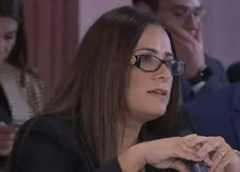 Oficial Mayor de la SCJN Defiende el Presupuesto y los Fideicomisos en Audiencia con Diputados