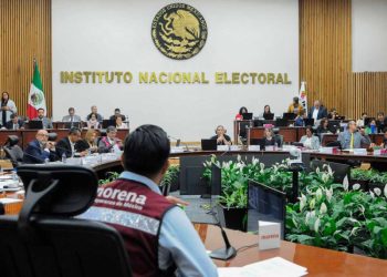 Avanza propuesta para imponer paridad de género en candidaturas a gubernaturas en México