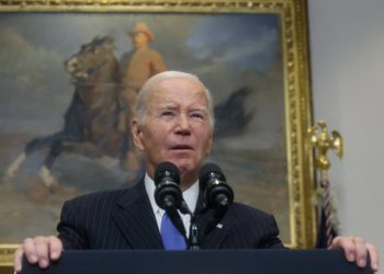 Biden Defiende el Gasto en Reforzamiento del Muro Fronterizo
