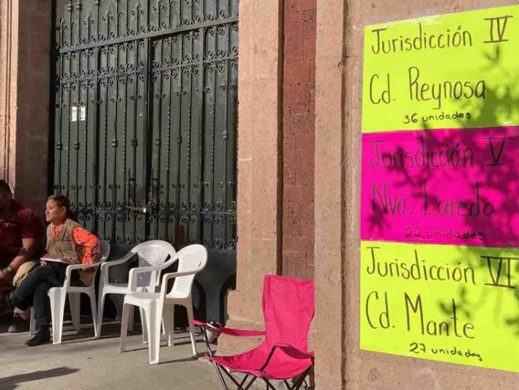 Trabajadores de la Salud toman sede en Tamaulipas en demanda de basificación para más de 4 mil empleados