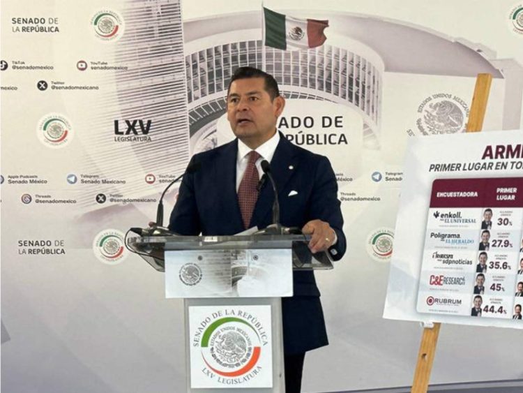 Alejandro Armenta Pide Licencia en el Senado para Buscar Gubernatura de Puebla