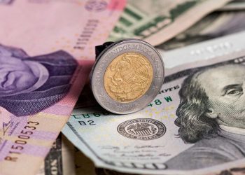 Peso se aprecia; sorprende a mercados financieros crecimiento de EU