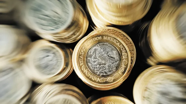 El Peso Mexicano Recupera Terreno Tras Débil Dato de Nóminas Privadas en EE. UU.